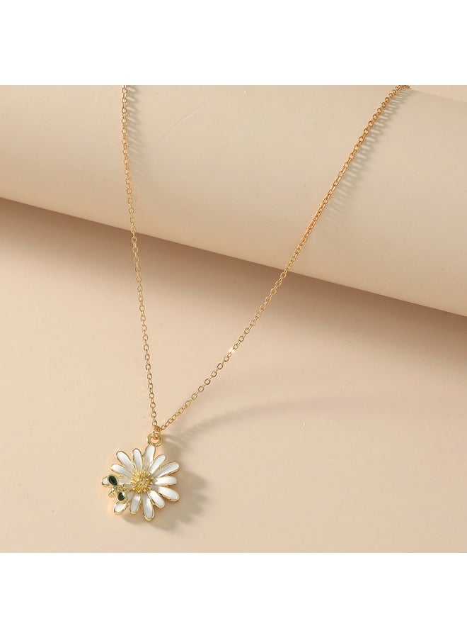 Goolsky Korean Style Enamel Bee Daisy Flower Pendant Choker for Women – Cute Floral Minimalist Lightweight Spring Summer Daily Casual Jewelry - Image 3