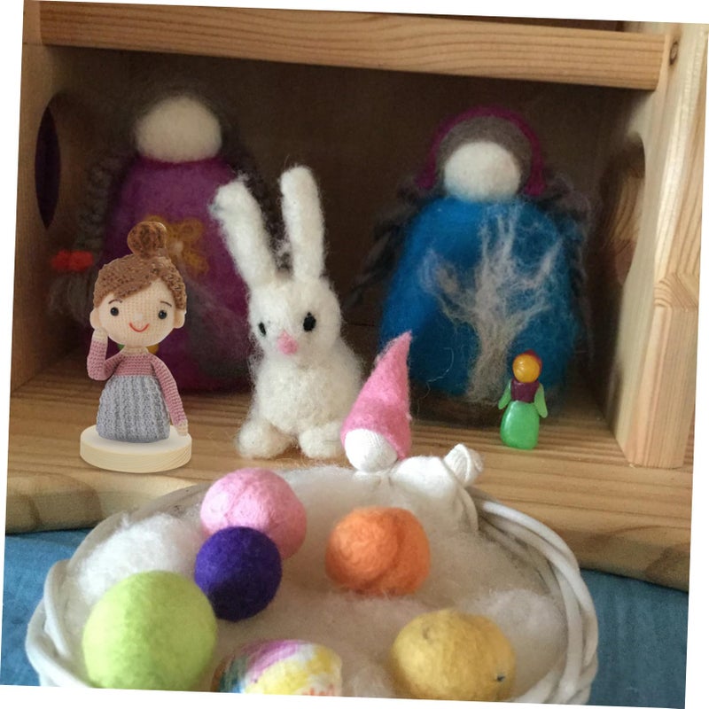 8 Pcs Crochet Doll Display Stand With Wooden Base And Felt Holder Storage Rack - Image 4