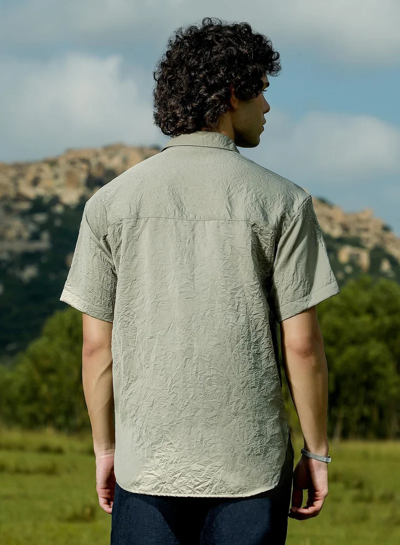 Campus Sutra Men's Sage Green Crumple-Tactile Shirt