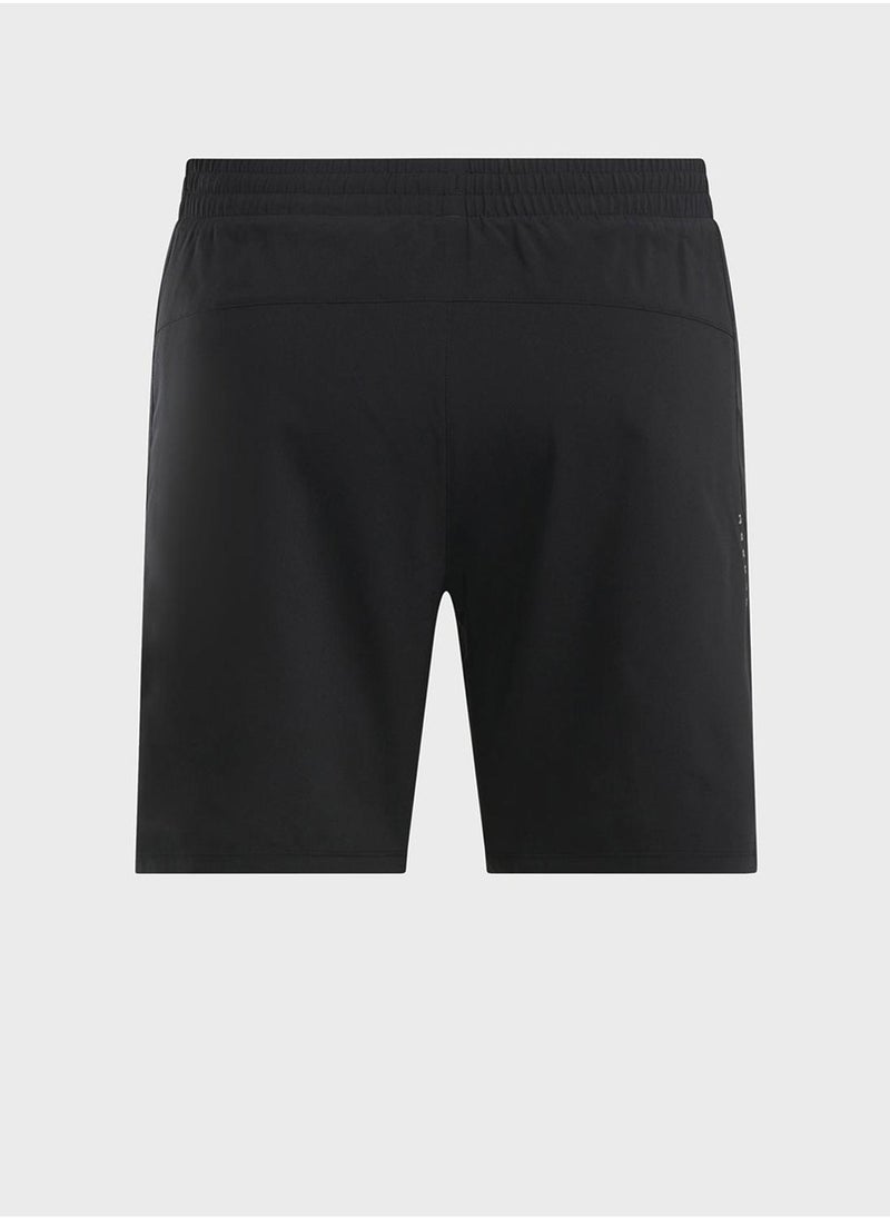 Reebok شورتات أساسية 2 في 1 - Image 4