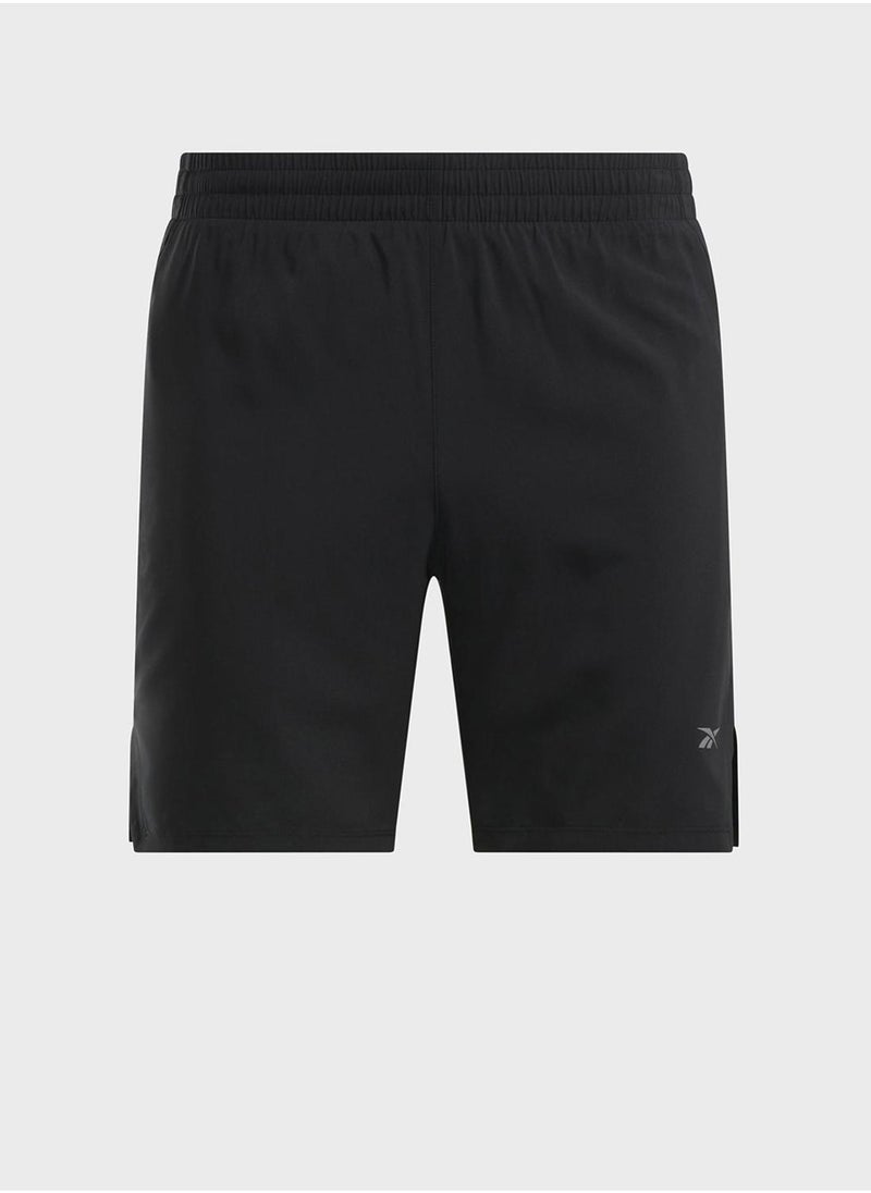 Reebok شورتات أساسية 2 في 1 - Image 3