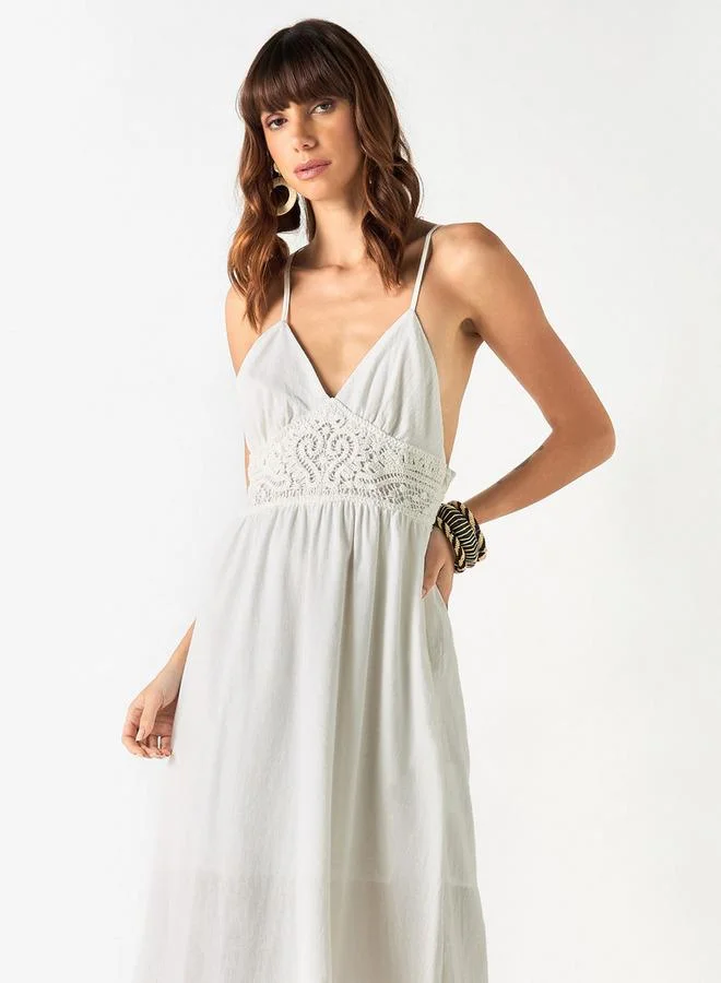 2Xtremz 2Xtremz Lace Detail Sleeveless Dress with V-neck and Racerback