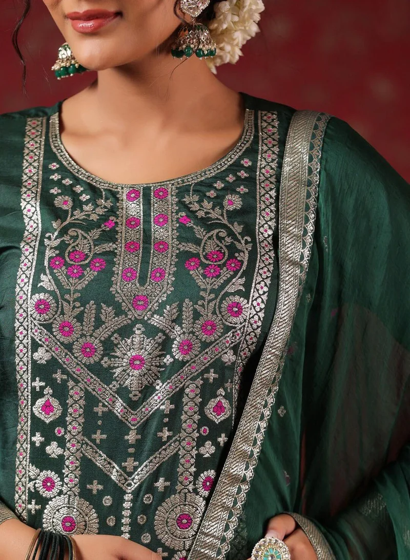 ISHIN Women's Green Polyester Blend Embellished Tunic Full Length Casual Straight Fit Kurta Set