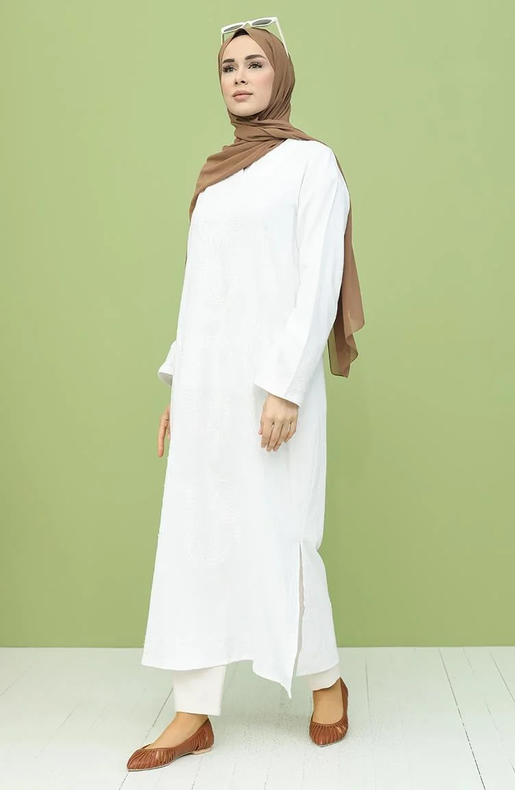 اليش شيل بيزي Embroidered Maxi Dress