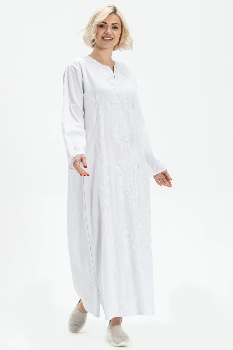 اليش شيل بيزي Embroidered Maxi Dress
