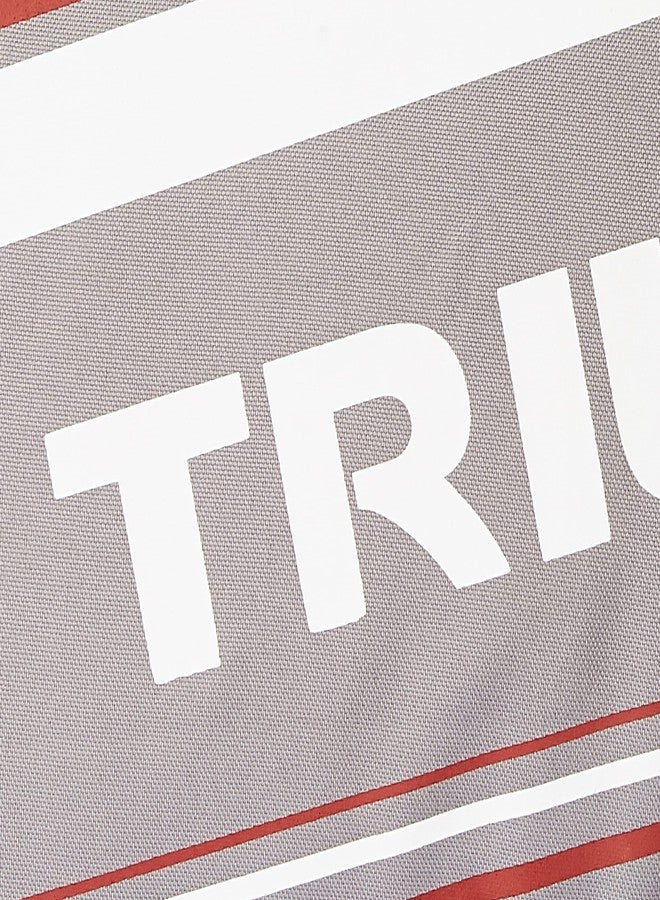 ترايامف مضرب تنس الريشة Triumph Legend-5000 قطعة واحدة خفيف الوزن مع حقيبة Cosmic-6R ذات قسمين، رمادي/أحمر - Image 4
