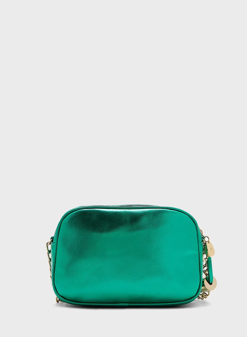 منبور Textured Pouch Crossbody Bag
