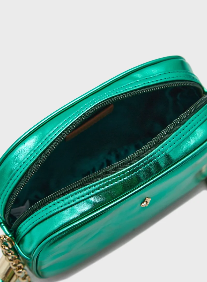 منبور Textured Pouch Crossbody Bag