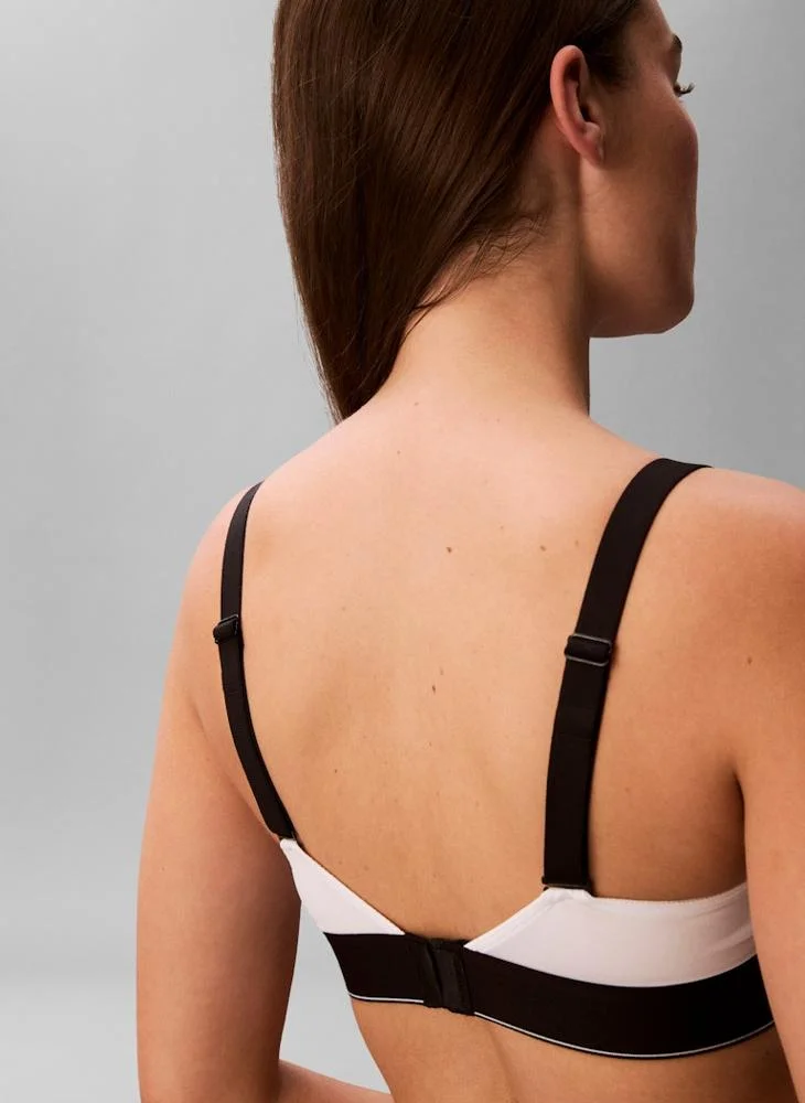 CALVIN KLEIN  Lightly Lined Bralette Bra for Women | Best Price UAE