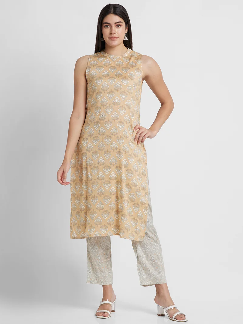 globus Women Floral Printed A-Line Kurta With Trousers