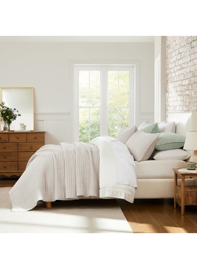 WDCOZY Beige Pick Stitch King Size Quilt Set, Striped Lightweight Soft Summer Spring Bedspread, Bamboo Linen Like Textured Coverlet, Chambray Farmhouse Country Rustic Bedding, Netural Thin Comforter - Image 4