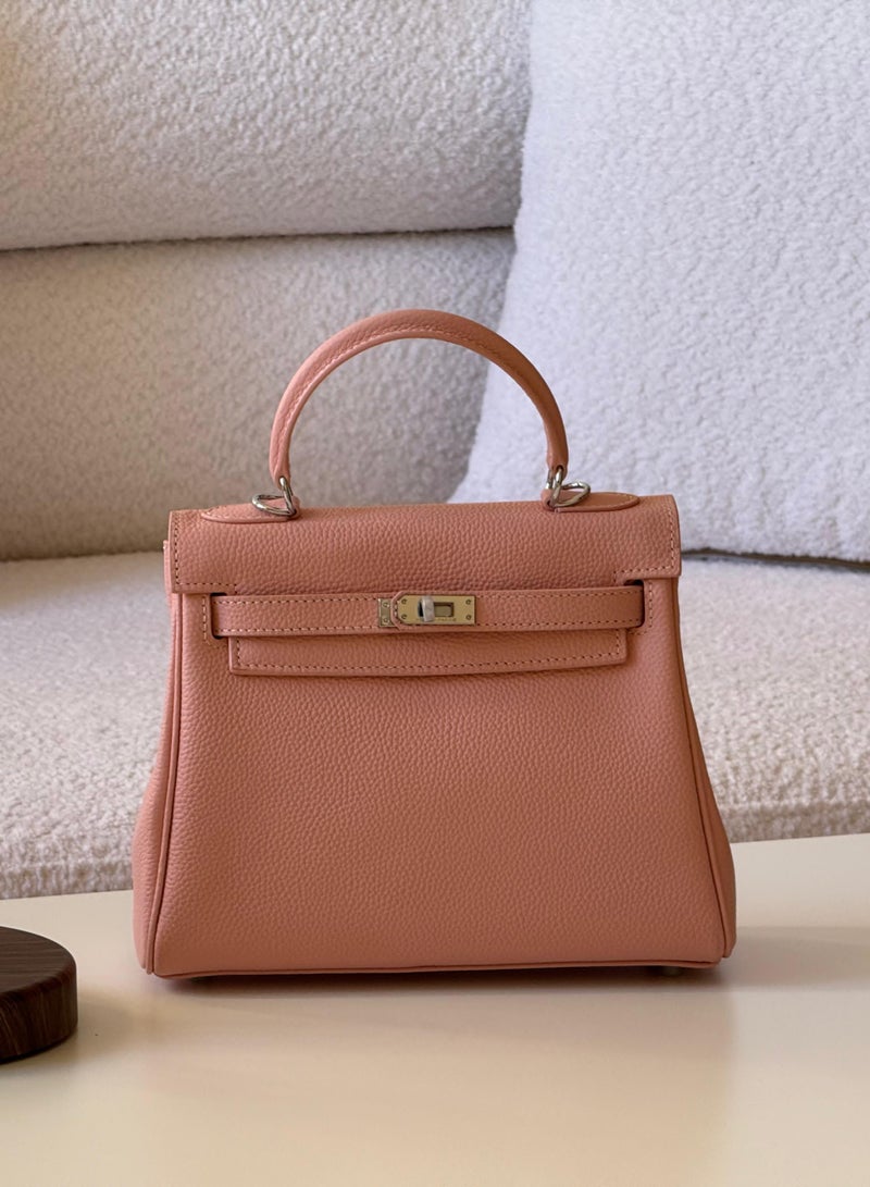 Simple yet Stylish Mini Tote 
