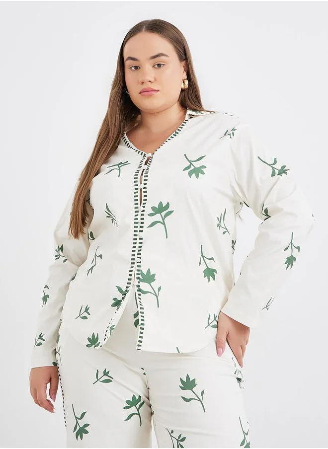 Styli Styli Plus Co-Ords Shirt with Floral Print and Wide Leg Pants