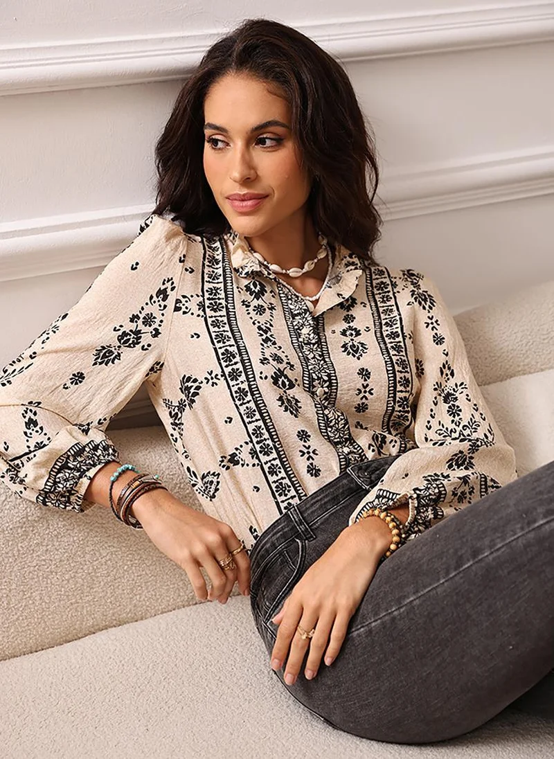 يونيكي Beige Round Neck Long Sleeves Shirt Style Top