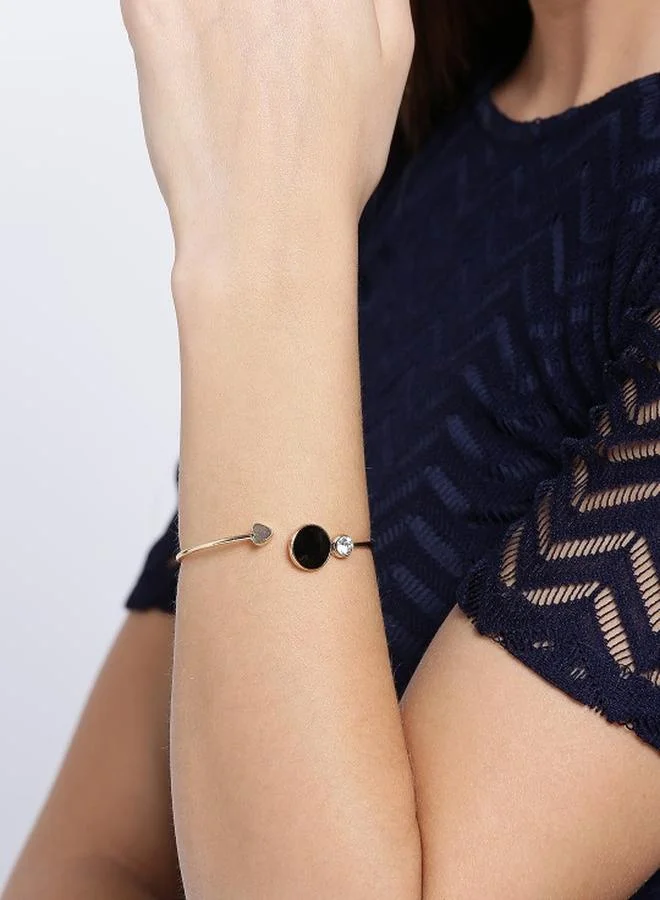 Priyaasi Metal Women , Black Metal Bracelet with pattern and secured with Slip-On closure and styled in ideal for Western moments — exude elegance in every glance.