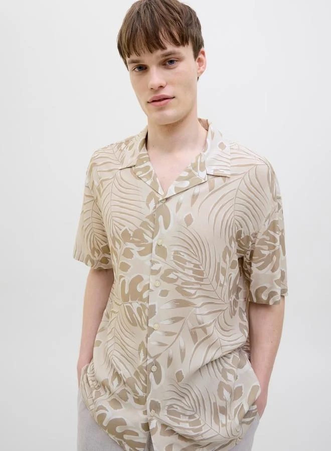 JJ Rebel by Jack & Jones JJ REBEL Printed Resort Collar Short Sleeve Shirt