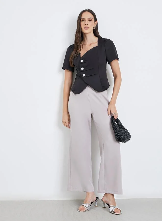 ستايلي بلوزة بأكمام منفوخة