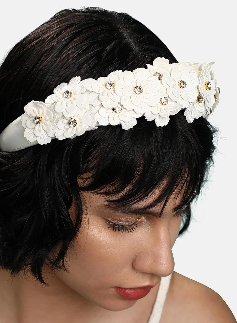 سوهي طوق شعر للحفلات