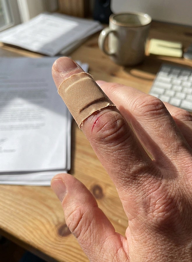 Lasertec Tex First Aid Plaster Set – Assorted Shapes & Sizes, 10-Piece Box - Image 4