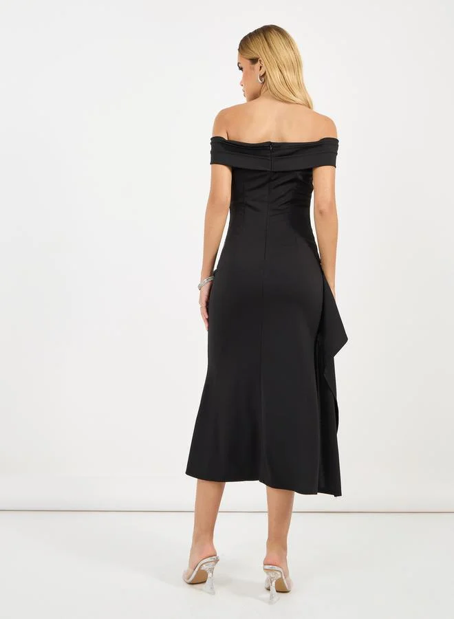 Styli Off-Shoulder Slit Dress