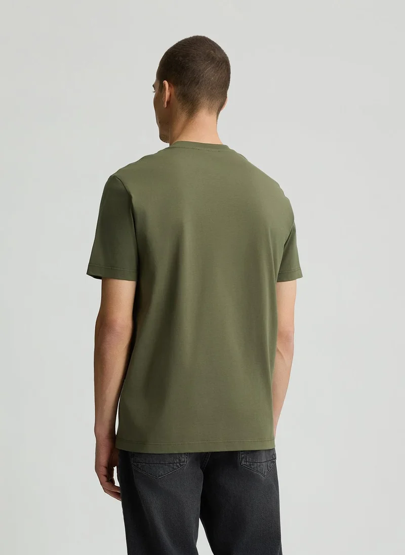 ليو جو تي شيرت قطن