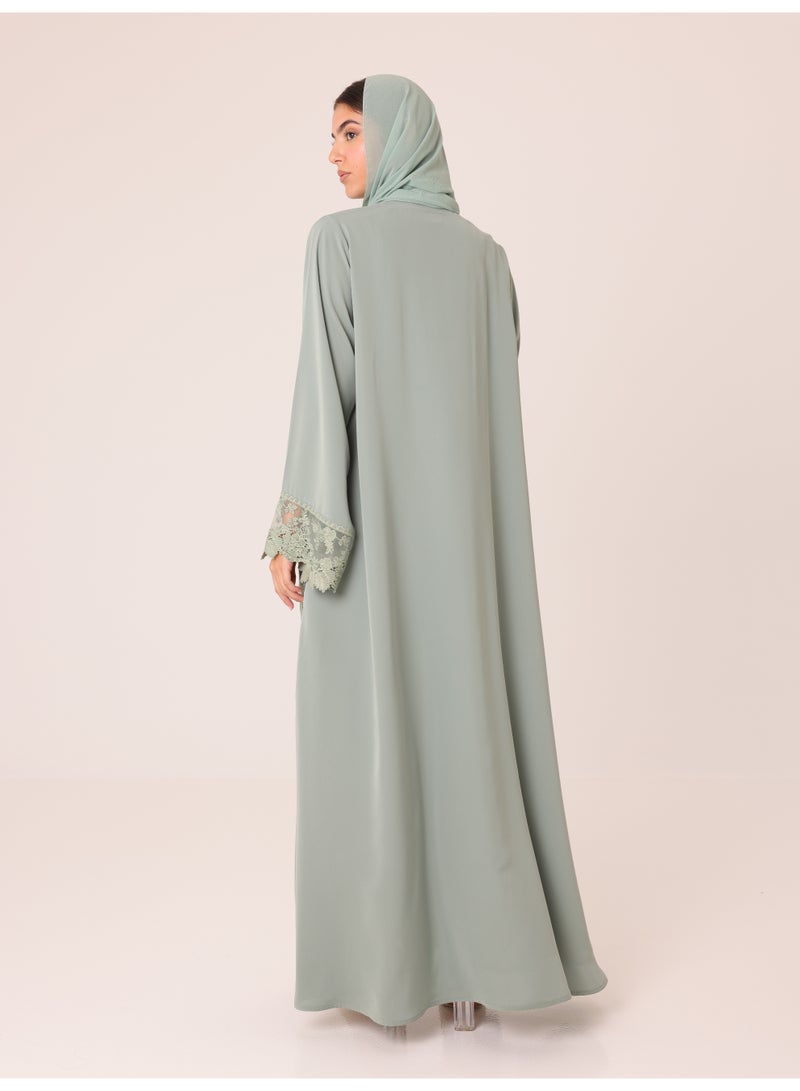 اكسا عباية دانتيل خضراء - Image 3