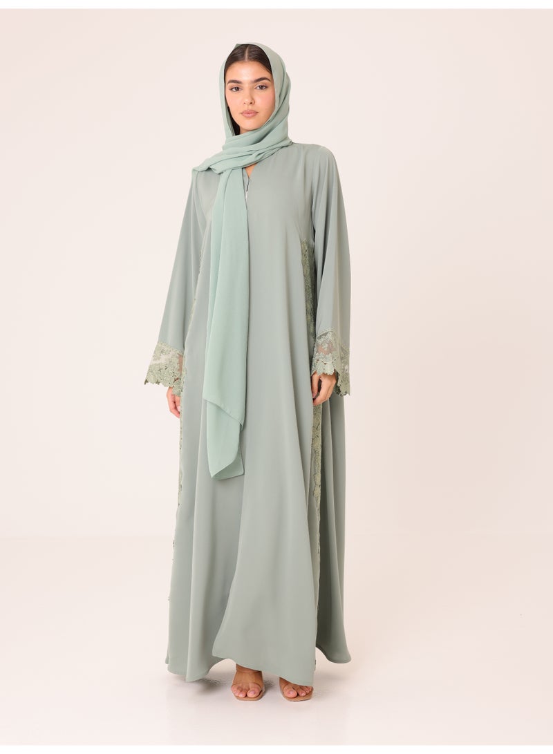 اكسا عباية دانتيل خضراء - Image 5