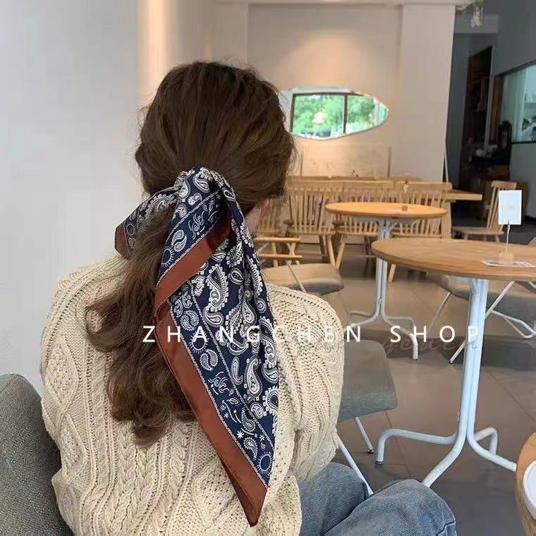 New French Style Retro 70 Square Scarf Womens All-match Summer Sunscreen Silk Scarf Instagram Seaside Beach Shade Shawl Turban Navy blue cashew