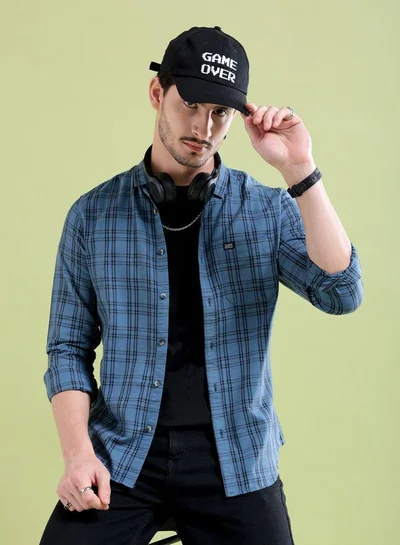 The Indian Garage Co Men Slim Fit Checkered Full Sleeves Spread Collar Casual Shirt
