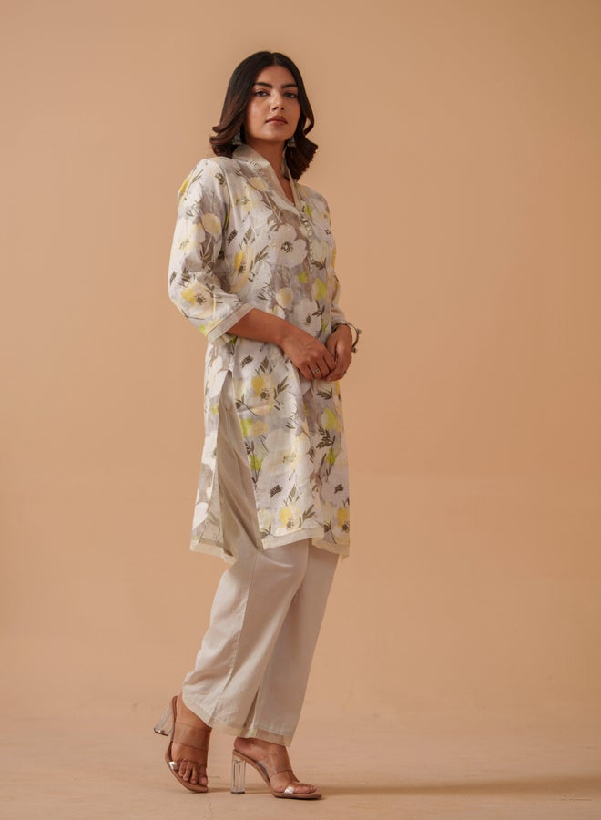 DW Floral Printed V-Neck Pure Cotton Tunic with Palazzo Co-Ords - Image 4