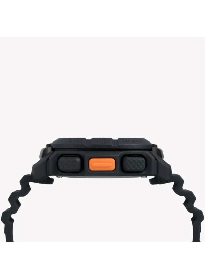 تيميكس ساعة TIMEX الرقمية COMMAND بحجم 47 مم للرجال  سيليكون رمادي، هيكل من الراتنج، مقاومة للماء، مع إضاءة INDIGLO - Image 2
