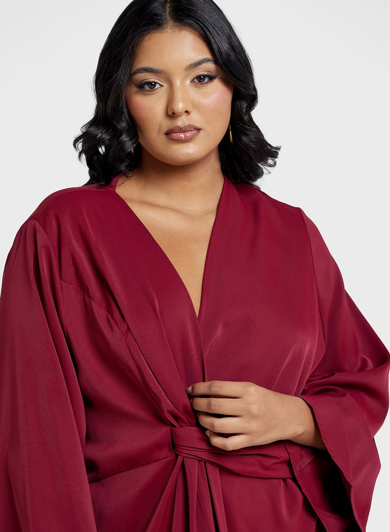 ايلا بلس فستان ساتان ميدي - Image 3