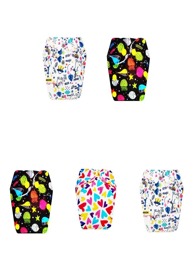 حفاضات قماشية فاخرة من دمبلدو للأطفال حديثي الولادة مع ماصة مدمجة (عبوة من 5 قطع) | شعور بالجفاف والراحة | مانعة للتسرب | أزرار كبس قابلة للتعديل | مناسبة للارتداء طوال اليوم | من 0 إلى 4 أشهر | للجنسين - Image 1