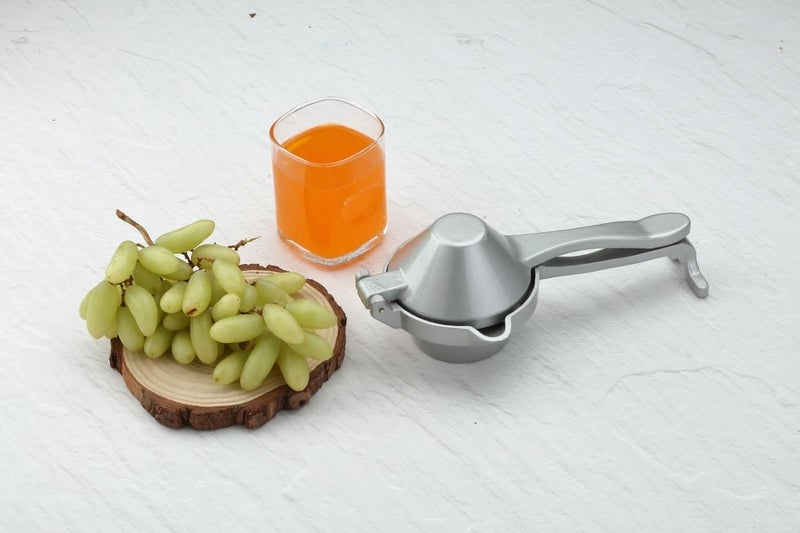 Ferio Heavy Aluminium Manual Juicer Machine Hand Juicer for Fruits, Manual Juicer for Fruits & Vegetables Juicer, 2 in 1 Juicer, Citrus Juicer, Orange Juicer (Silver, Pack of 1) - Image 2