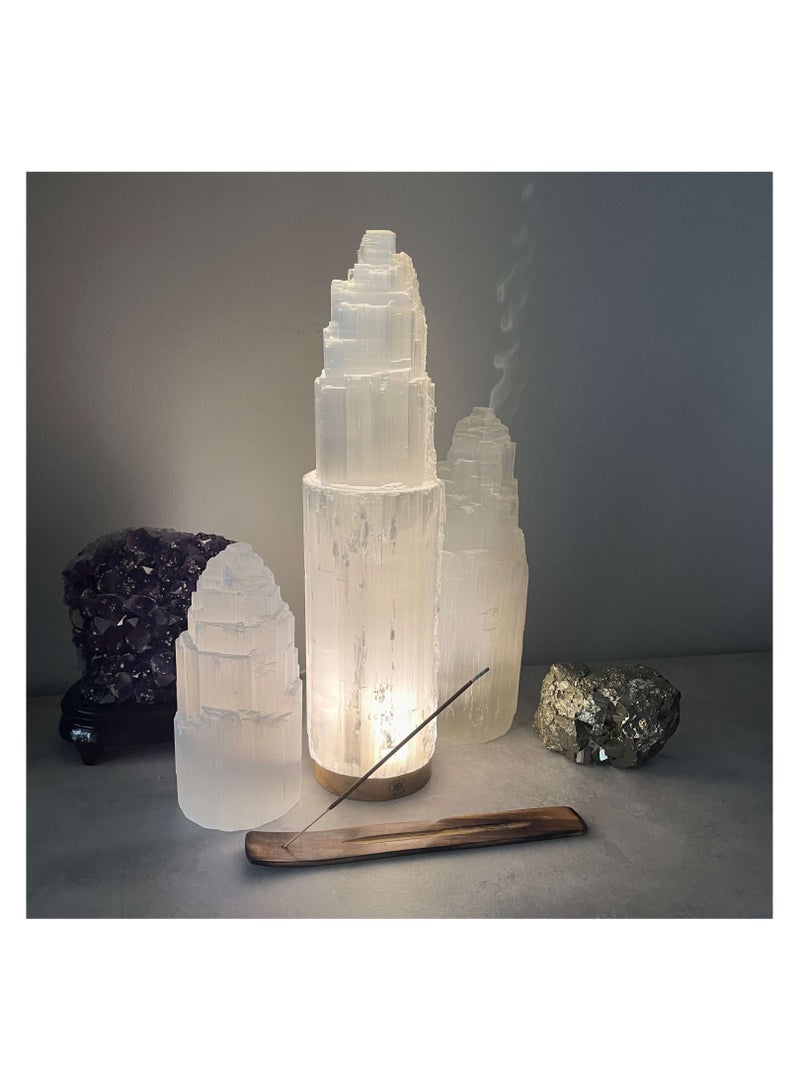 MAISON ETHERIQUE Selenite Crystal Tower - 30cm - Image 4