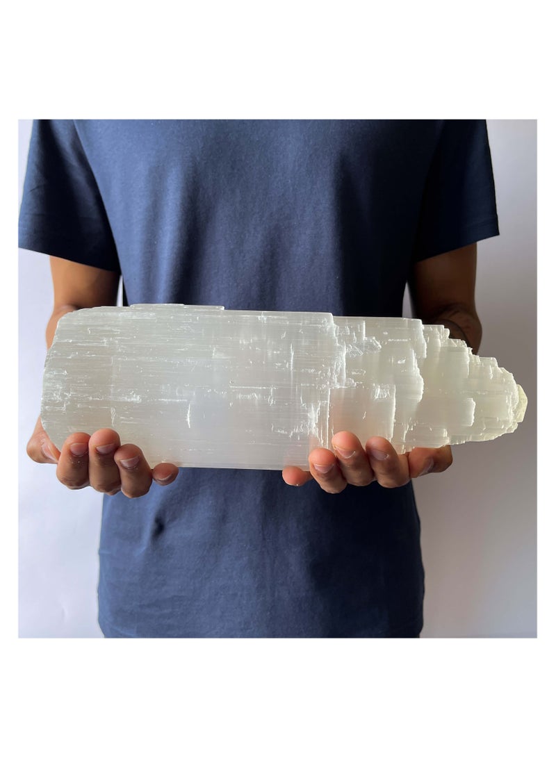 MAISON ETHERIQUE Selenite Crystal Tower - 30cm - Image 5