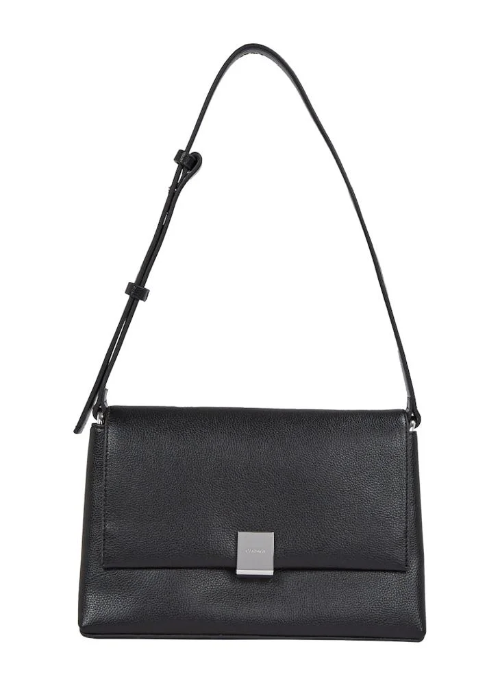 كالفن كلاين Plaque Medium Crossbody