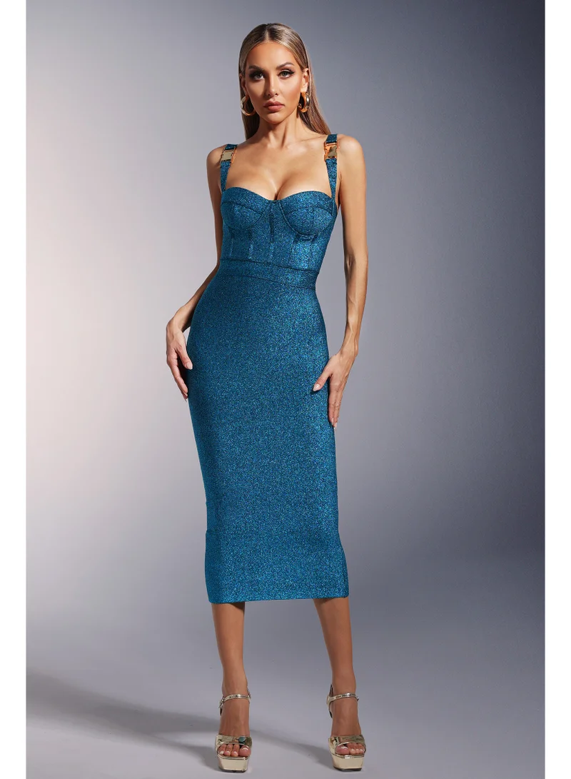 بيلا بارنيت فستان ماكسي ضيق بدون أكمام بياقة على شكل حرف V من زيري