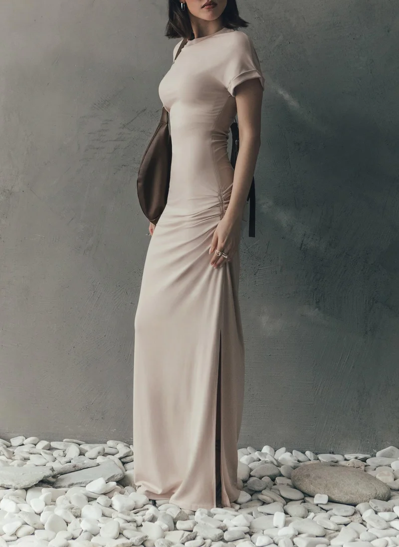 Lichi Fitted maxi dress with short sleeves