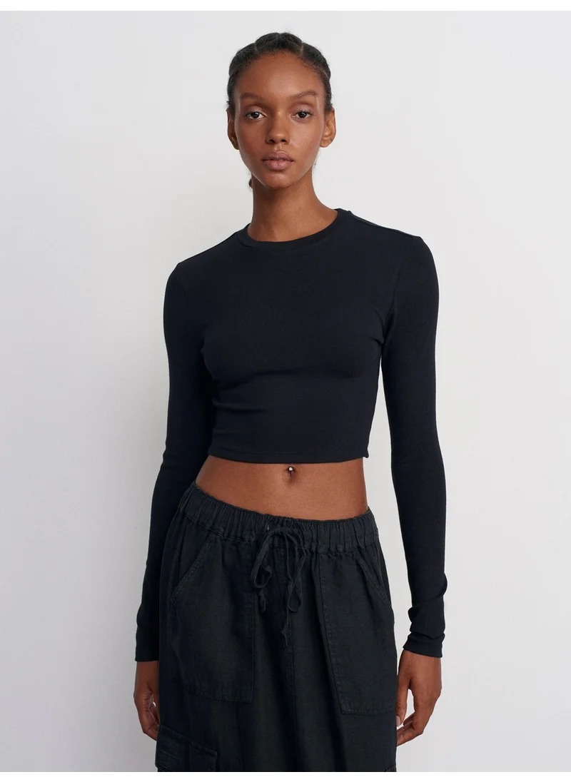 ديلفين 31236 Long Sleeve Crop Top-Black