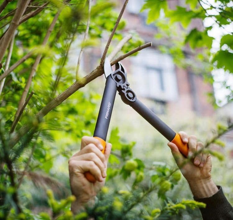 FISKARS 2 Piece Garden Shears and Pruner Set - Image 4
