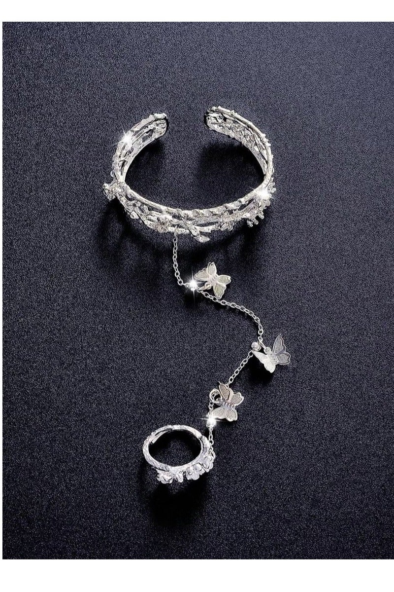 Women's accessory featuring a finger ring connected to a bracelet with a silver chain, adorned with cute butterfly charms. Perfect for weddings, engagement parties, Eid, and all special occasions. - Image 4