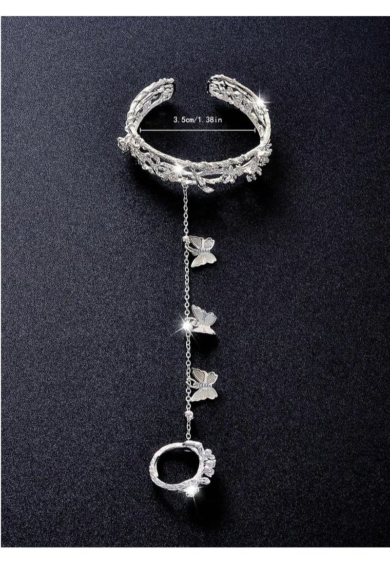 Women's accessory featuring a finger ring connected to a bracelet with a silver chain, adorned with cute butterfly charms. Perfect for weddings, engagement parties, Eid, and all special occasions. - Image 5