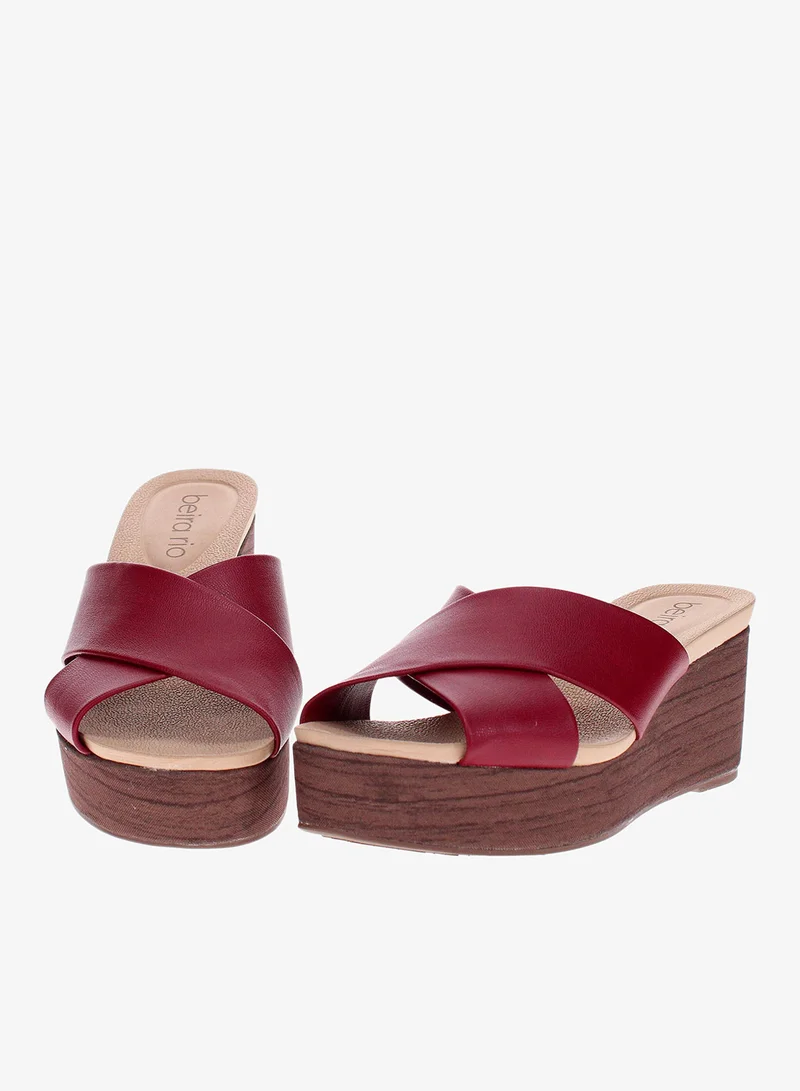 Beira Rio Cherry Beira Rio Women’s Flat Summer Footwear – Lightweight Slip-On Comfort with Stylish Casual Design for Women | Best Price UAE