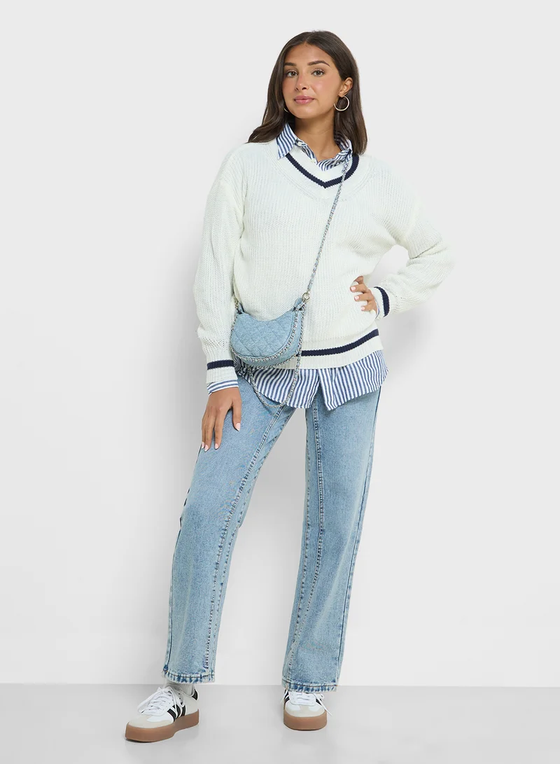 جينجر Varsity Style V Neck Sweater