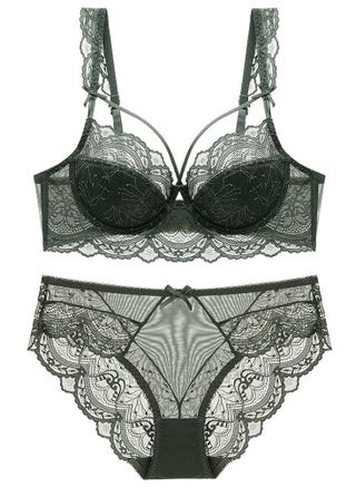 Comfy Solid Color Thin Cup Lace Bra And Panty Set Dark Green - pzsku/Z839E23FEC2C46E46C14CZ/45/_/1667093571/dc13659f-e9ef-4a4c-bebd-3b9f1d676201
