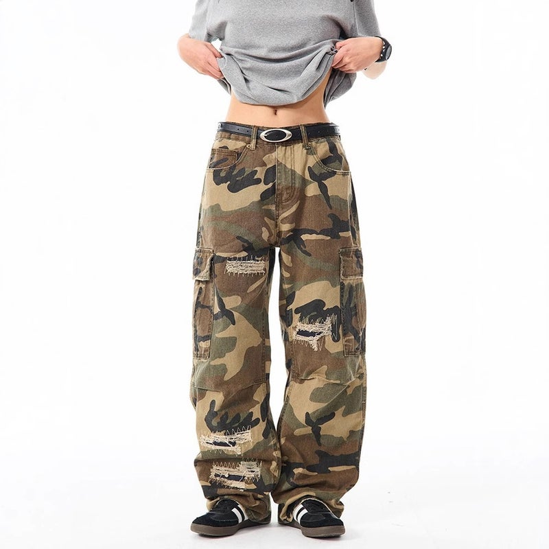 Unisex Classic Denim Jeans Loose Fit Daily Outdoor Wear - Image 1