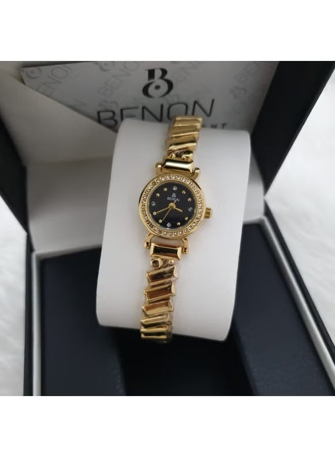 Elegant women's stainless steel wristwatch, modern and high quality, water-resistant, gold bracelet with a black dial