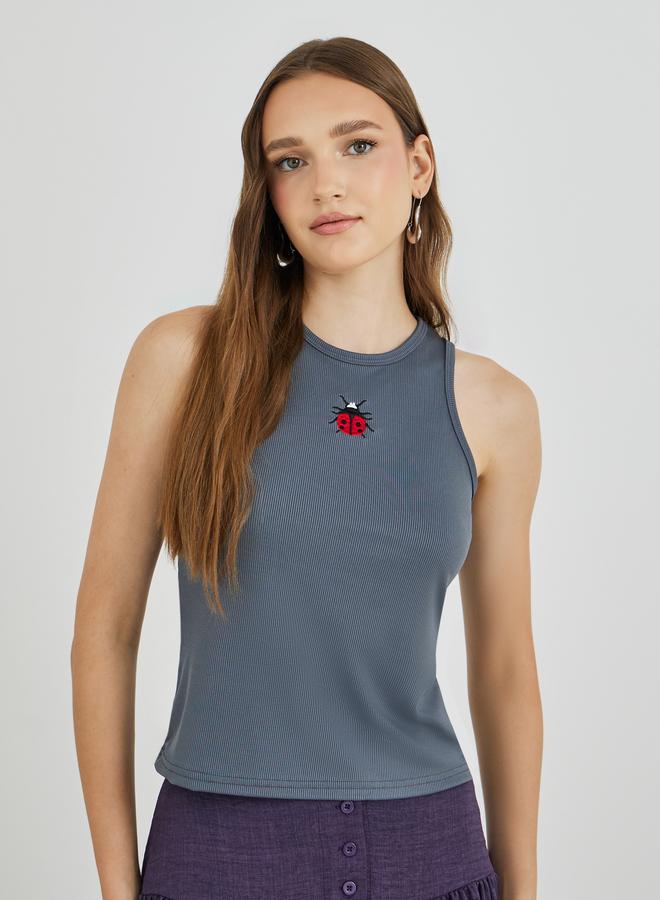 تايك تو بلوزة مربعة بياقة مطرزة بتفاصيل مزدوجة - Image 1