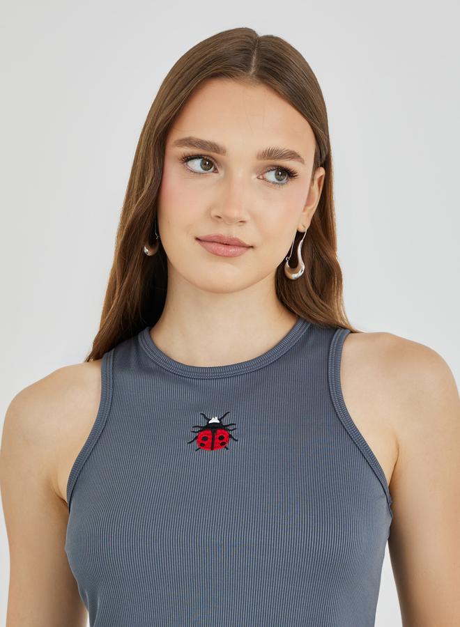 تايك تو بلوزة مربعة بياقة مطرزة بتفاصيل مزدوجة - Image 3